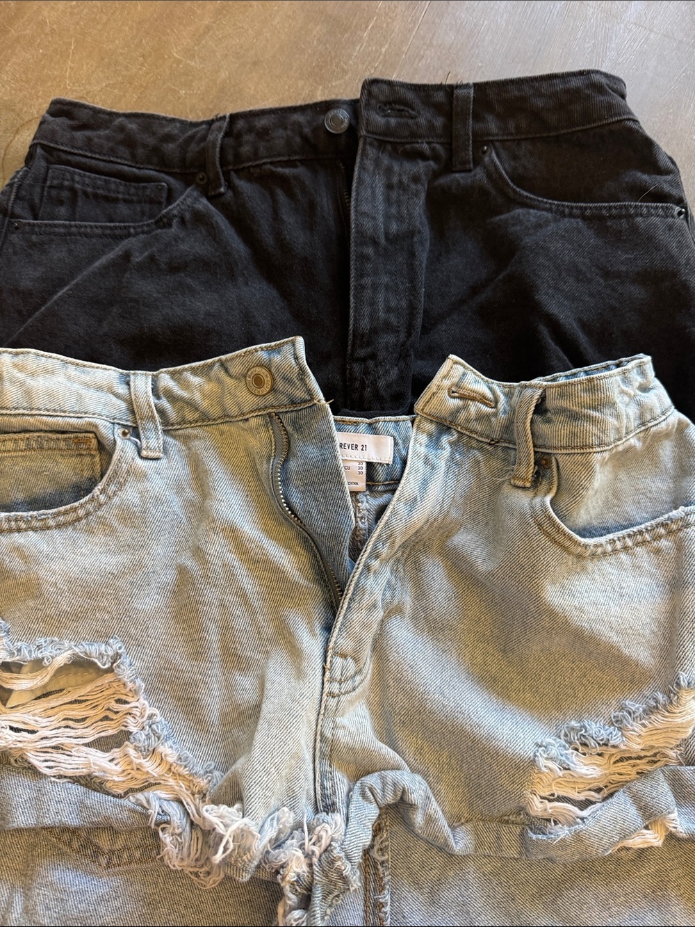 Forever 21 Light distressed  Denim Shorts (2) High-Waist Jeans